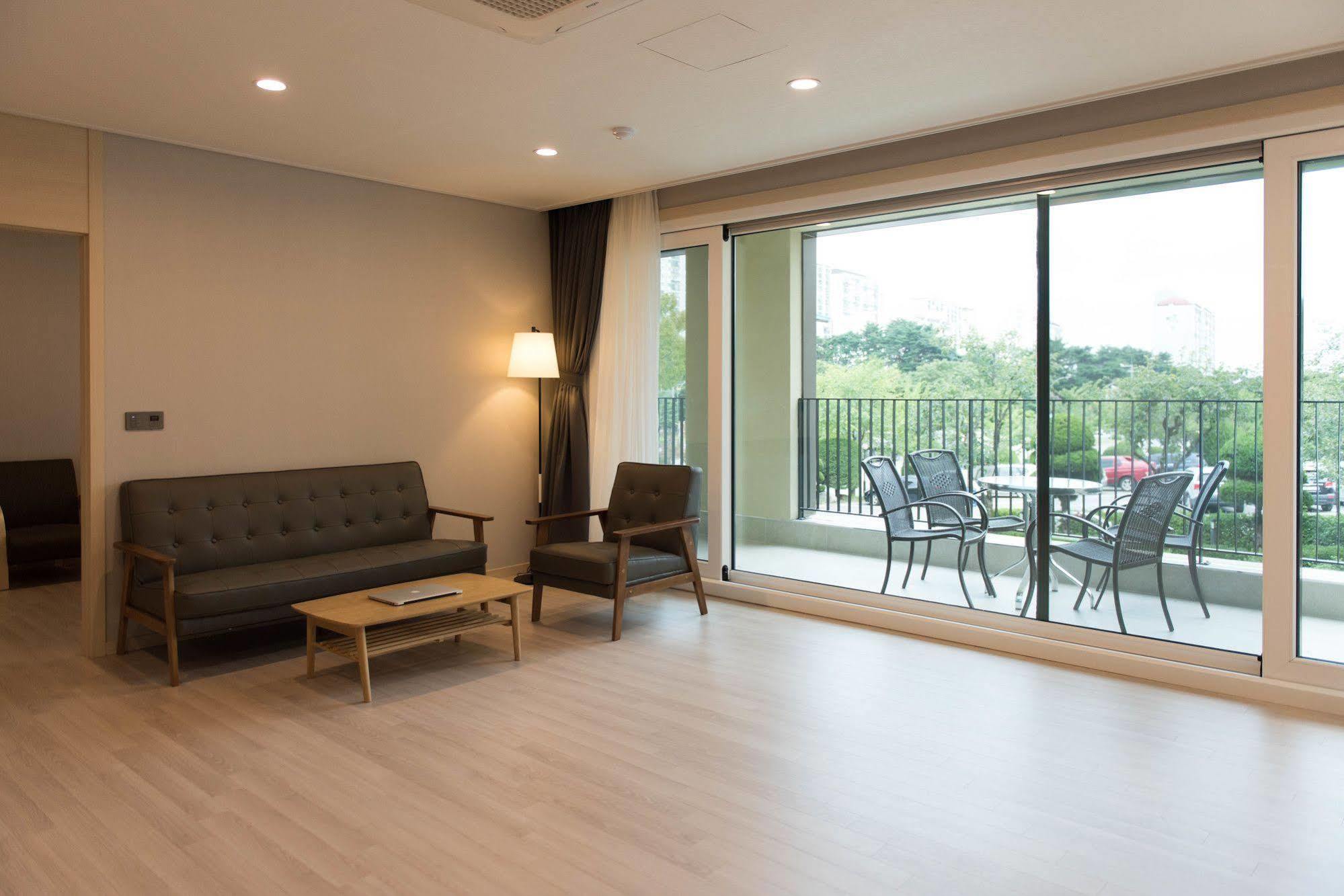 New Donghae Tourist Hotel Ngoại thất bức ảnh