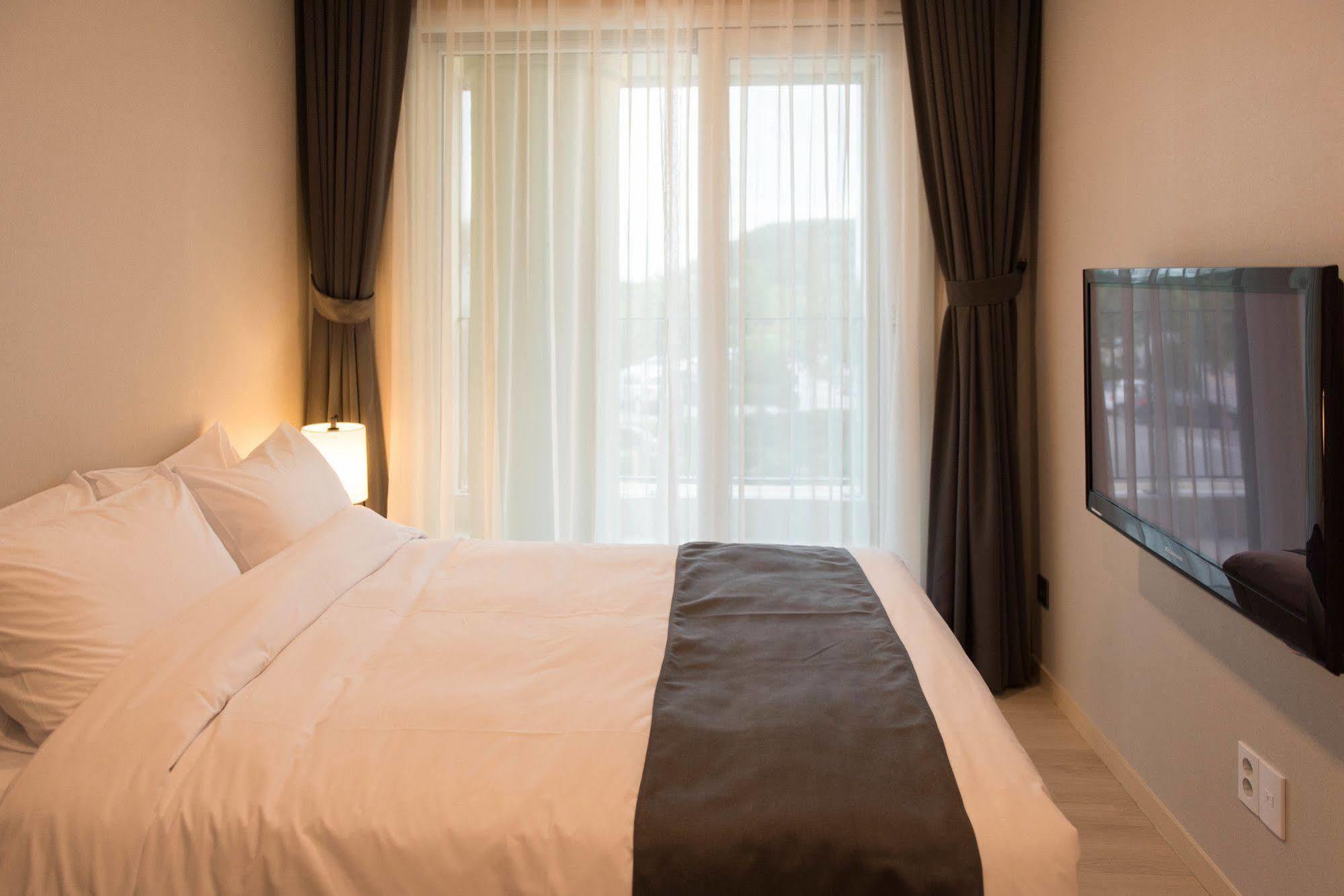 New Donghae Tourist Hotel Ngoại thất bức ảnh