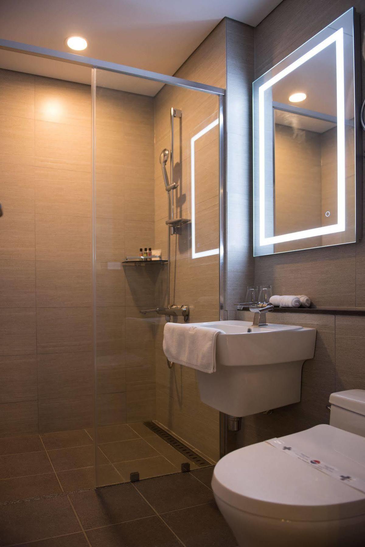 New Donghae Tourist Hotel Ngoại thất bức ảnh