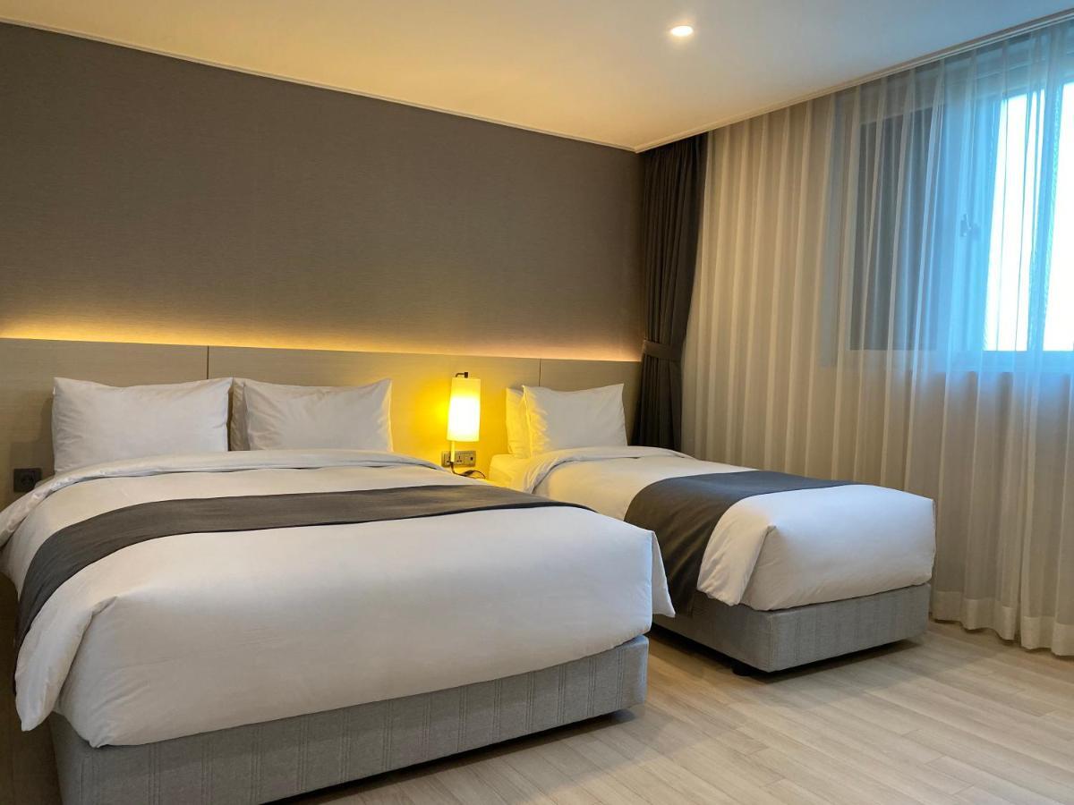 New Donghae Tourist Hotel Phòng bức ảnh